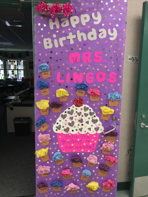 Teacher Surprise Birthday, Birthday Door Decorations Teacher, Teacher Birthday Decoration Ideas, Teacher Birthday Door Decorations, Classroom Birthday Ideas From Teacher, Teacher Birthday Party In Classroom, Teacher Birthday Ideas From Students, Happy Birthday Teacher From Students, Room Parent Gifts From Teacher