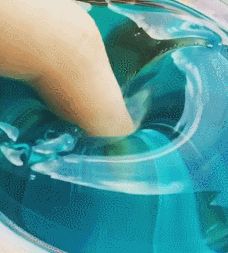 https://64.media.tumblr.com/6803274d860f136a529a97b43c4cd9bd/tumblr_piitpjplHG1vczhx4o5_r1_250.gif Water Slime Gif, Slime Gif, Sensory Gifs, Stretchy Slime, Water Slime, Types Of Slime, Pretty Slime, Slimy Slime, Satisfying Stuff