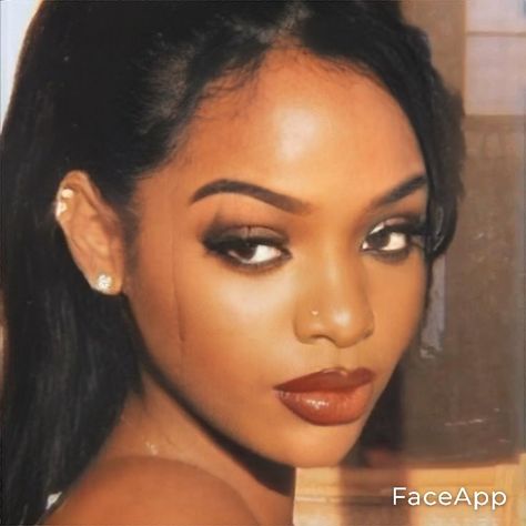 80s Makeup Looks Black Women, 2000 Makeup Black Women, 90s Make Up Black Women, 2000s Black Makeup, 90s Inspired Makeup Black Women, 90s Rnb Makeup, 90s Make Up Look Black Women, Dark Makeup Black Women, Early 2000s Makeup Looks Black Women