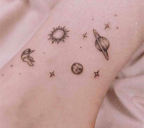 Tattoo Sonne, Saturn Tattoo, Moon Sun Tattoo, Earth Tattoo, Celestial Tattoo, Universe Tattoo, Planet Tattoos, Cloud Tattoo, Aztec Tattoo