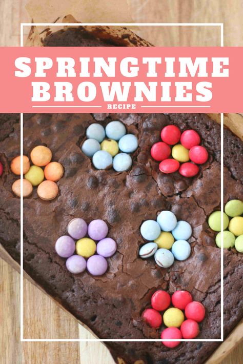 Springtime chocolate brownies #baking #easyrecipes #kids Spring Brownies, Easter Brownie Ideas, Easy Recipe Kids, Bunny Brownies, Easter Brownies, Birthday Brownies, Brownie Ideas, Easter Birthday, Cookies For Kids