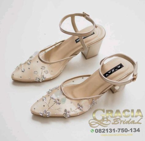 Sepatu Wedding, Beaded Bags, Custom Wedding, Sling Backs, Dream Wedding, Heels, Quick Saves