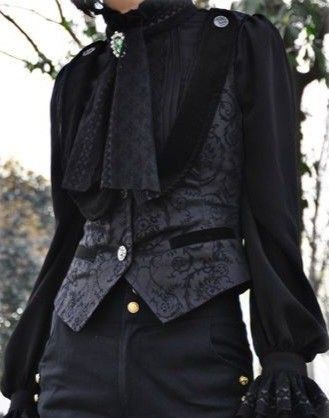 Vampire Fashion, Goth Fits, Victorian Vampire, Vampire Clothes, Black Clothing, Gothic Outfits, Goth Outfits, Really Cute Outfits, Fancy Outfits