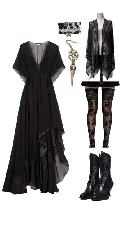 Outfit With Sandals, Sandals And Dress, Summer Goth Outfits, Gothic Summer, Total Black Look, Witchy Wardrobe, Witchy Outfits, Boho Goth, Estilo Real