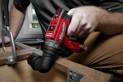 Milwaukee M12 FUEL Installation Driver https://www.protoolreviews.com/milwaukee-m12-fuel-installation-driver/ Wet Dry Vac, Angle Drill, Dual Fuel Generator, Milwaukee M12, Pressure Washer Accessories, Milwaukee Tools, Installing Cabinets, Wet Dry Vacuum, Stand Light