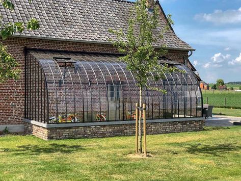 greenhouse against wall with curved semicircular roof in wrought iron and glass Greenhouse Attached To House, Best Greenhouse, Lean To Greenhouse, Build A Greenhouse, Home Greenhouse, Pergola Attached To House, House Shed, Roofing Diy, Greenhouse Plans