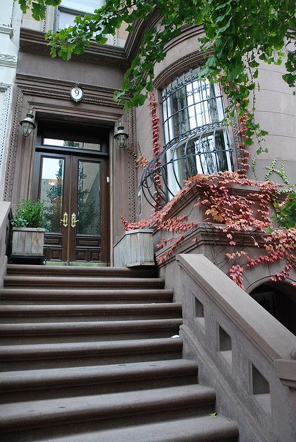 brownstone, upper west side-nyc. Exterior Apartment, Nyc Brownstone, Brownstone Homes, Upper West Side Nyc, New York Brownstone, Brooklyn Brownstone, Upper West Side, Row House, Nova York