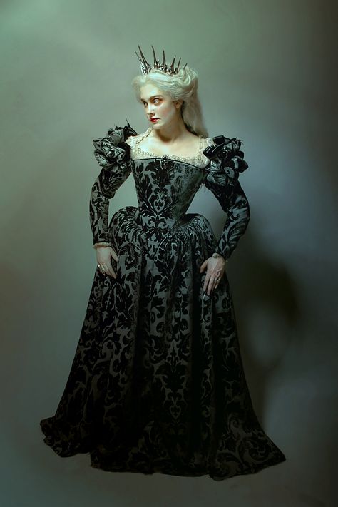 Evil Princess Dress, Medieval Dress Black, Evil Princess, History Fashion, Garment Pattern, Night Wedding, Inspiring Things, Grey Velvet, Wedding Board