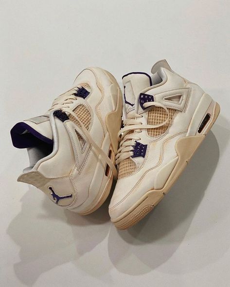 Heat Central Brotherhood on Instagram: “Air Jordan 4 ‘Metallic Purple’ Custom By @andu.c” Trendy Shoes Sneakers, Jordan Shoes Girls, Jordan Shoes Retro, Cute Nike Shoes, Fresh Shoes, Hype Shoes, Cute Nikes, Shoe Inspo, Aesthetic Shoes