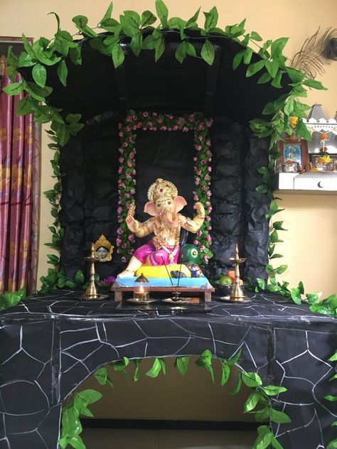 Ganesha Mantapa Decoration, Ganpati Theam Decoration Idea, Simple And Beautiful Ganpati Decoration, Theme For Ganesh Chaturthi, Ganpati Decoration Cave Theme, Ganapati Decoration At Home Ideas Theme, Ganpati Decoration Shiva Theme, Cave Ganpati Decoration, Ganesh Charthuthi Decoration