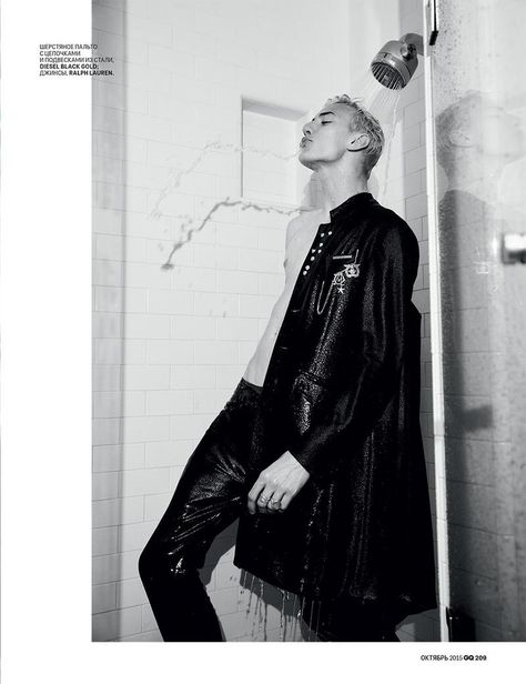 Lucky Blue Smith Dons Fall Coats for GQ Russia Editorial Alfred Ashford, Shower Shoot, Men Editorial, Men In Shower, Shower Photoshoot, Blue Smith, Fall Coats, Lucky Blue Smith, Lucky Blue