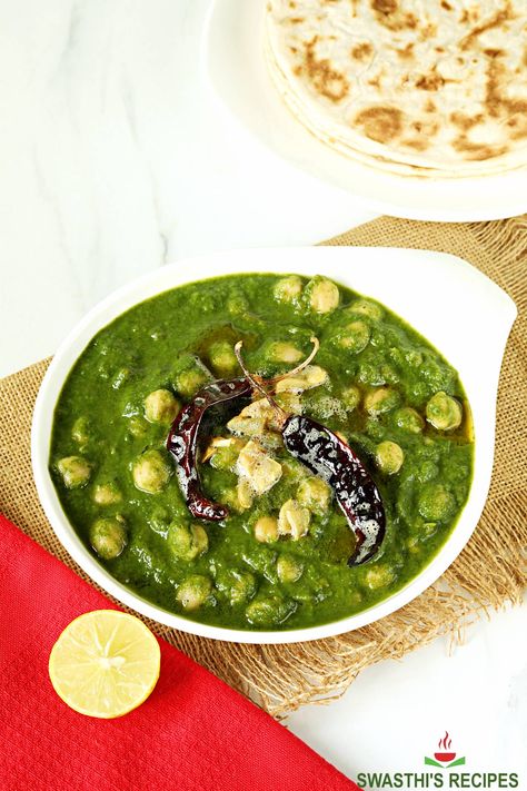 Chana saag also known as chana palak is a delicious and healthy Indian dish made with various leafy greens, chickpeas and spices. Make it in the instant pot or on the stove top. Indian Spinach Recipes, Chana Saag Recipe, Chana Palak, Chana Saag, Saag Recipe, Dal Recipes, Vegetable Curry Recipes, Veg Curry, North Indian Recipes