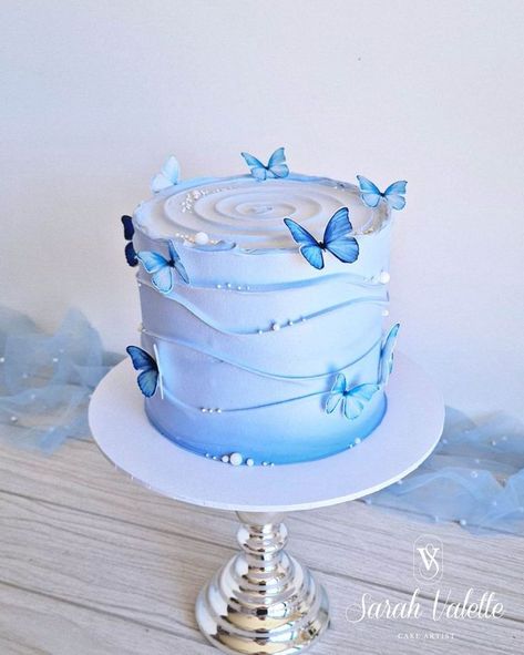 Something Blue: Stunning Blue Cake Ideas for Weddings & Celebrations Cake Decorating Styles, Blue Birthday Cake Aesthetic, Cute Aesthetic Birthday Cake, Butterfly Cakes Ideas, Cakes With Butterflies, Blue Cake Designs Birthday, Pastel Butterfly Cake, 3 Ingredient Dog Cake, Birthday Cake With Butterflies