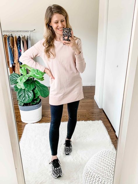 Tunic Sweatshirt Outfit, Tunic Tops For Leggings, Wardrobe Designs, Tunic Sweatshirt, Sweatshirt Outfit, Daily Ritual, Faux Leather Leggings, Mom Outfits, Leather Leggings