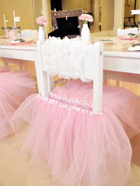 Tutu Chair Cover Babyshower Party, Ballet Party, How To Make Tutu, Tutu Party, Ballerina Birthday Parties, Girls Tea Party, Ballerina Tutu, Princess Tea Party, Ballerina Party