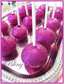 Glitter Cake Pops, Desserts Drinks, Purple Cake, Gala Ideas, Pink Icing, Pink Foods, Glitter Cake, Edible Glitter, Cake Balls