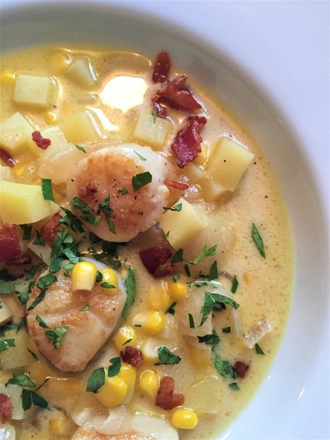 Scallop and Corn Chowder — Kitchen Bliss Scallop Corn, Scallop Chowder, Corn Chowder Soup, Scalloped Corn, Frozen Scallops, Bacon Chowder, How To Cook Scallops, Fish Chowder, Corn Chowder Recipe