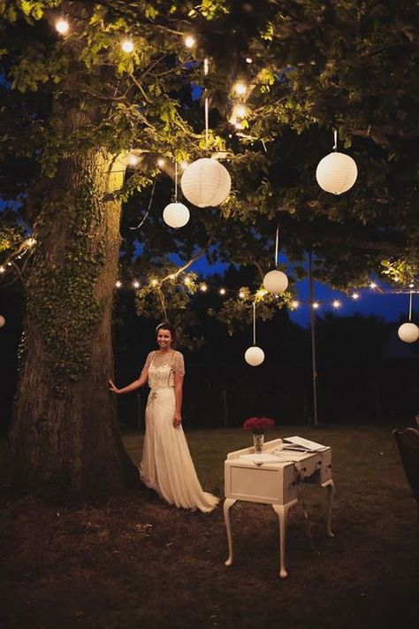 Lanterns In Trees, Tree Lanterns, Lantern Ideas, Summer Garden Wedding, Wedding Lanterns, Outdoor Wedding Reception, Whimsical Wonderland Weddings, Tree Wedding, Tree Lighting