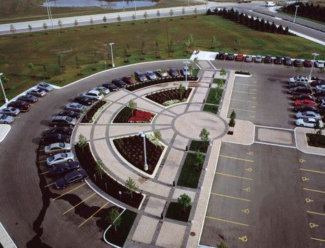 Unilock - Office building parking lot with Series 3000 paver by Unilock Office Parking Lot, Rectangular Site Plan Architecture, Parking Lots Design, Beautiful Parking Lot, Parking Lot Design Architecture, Small Parking Lot Design, Parking Lot Plan, Parking Lot Ideas, Parking Lot Design