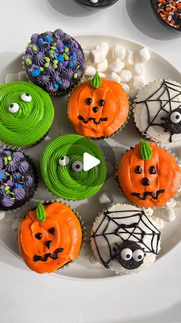 Saloni Mehta | Vegan & Eggless Baking on Instagram: "Let’s make Halloween Cupcakes together  These cupcakes can be so much fun to make with your kids at home or even with friends. With only 8 days left who is getting excited for Halloween and to trick-or-treat ?! 👻   Soft Chocolate cupcakes are pre baked with some marshmallows for fun ( and optional) The frosting recipe is a classic buttercream recipe that is tinted with different colors. If you require a set of piping tips that are durable and eat to clean then visit @bakerssecret_official   Recipe: Chocolate Cupcake Recipe •200ml Milk ( unsweetened almond milk or any milk of your choice) •1/2tsp White Vinegar •140g Granulated Sugar or golden sugar  •57ml  Canola Oil  •1/2tsp Vanilla Extract  •3/4tsp Baking Powder  •1/2tsp of Baking Soda Halloween Muffins Kids, 8 Days Left, Chocolate Cupcake Recipe, Eggless Baking, Cupcake Recipes Chocolate, Make Halloween, Kids At Home, Cupcake Recipe, Buttercream Recipe