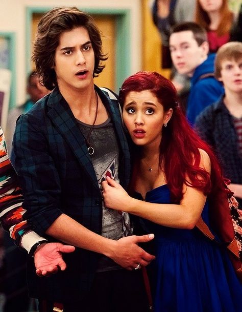 I'm sorry to the jade and Beck fans but I love cat and Beck even more💖❤️ Jade And Beck, Victorious Nickelodeon, Ariana Grande Victorious, Icarly And Victorious, Beck Oliver, Cat Valentine Victorious, Victorious Cast, Jesse Metcalfe, Sam & Cat