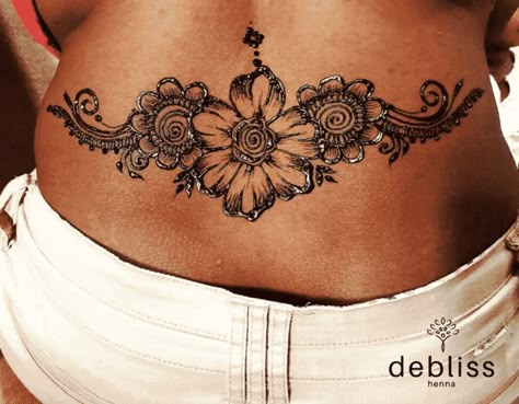 Henna On Lower Back, Henna On Back Spine, Lower Back Henna Designs, Lower Back Henna, Henna Thigh Designs, Back Henna Designs Spine, Spine Henna Tattoo, Henna Tramp Stamp, Back Henna Designs