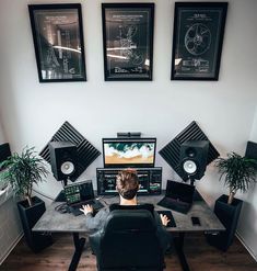 All black desk setups that will inspire you to adapt this modern minimal trend | Yanko Design Green Desk Setup, Minimal Trend, Green Desk, Desk Setups, Black Interior Design, White Accessories, Black Desk, Desk Shelves, Yanko Design