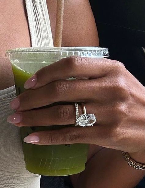 Classy Engagement Ring Diamond, Put A Rock On Her Hand, Jasmine Tookes Wedding Ring, Gold Band Ring With Diamond, Old Money Ring Stack, Ring Vision Board, Engagement Rings Old Money, 4ct Oval Engagement Ring, Diamond Rings Aesthetic