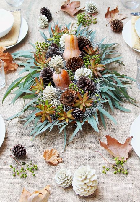 Easiest 5 Minute "Bleached Pinecones" {without Bleach!} - A Piece Of Rainbow Thanksgiving Decorations Diy Table, Diy Thanksgiving Centerpieces, Simple Centerpieces Diy, Thanksgiving Centerpieces Diy, Christmas Centrepieces, Easy Diy Thanksgiving, Pinecone Crafts Christmas, Fall Centerpieces, Japanese Minimalist