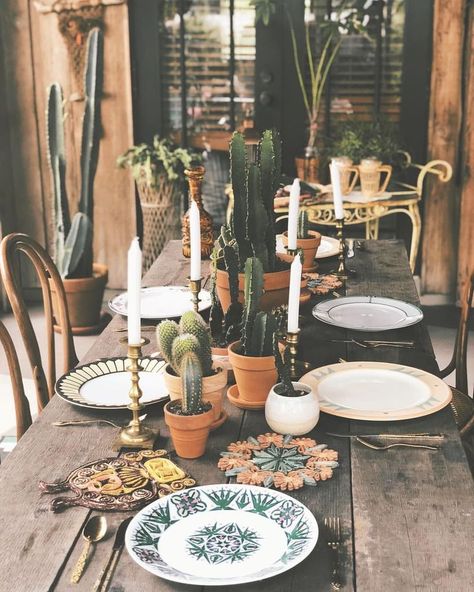 Cactus Centerpieces, Cactus Kitchen, Cactus Centerpiece, Southwestern Wedding, Do It For Me, Centerpieces Ideas, Mexican Table, Cactus Wedding, Southwest Wedding