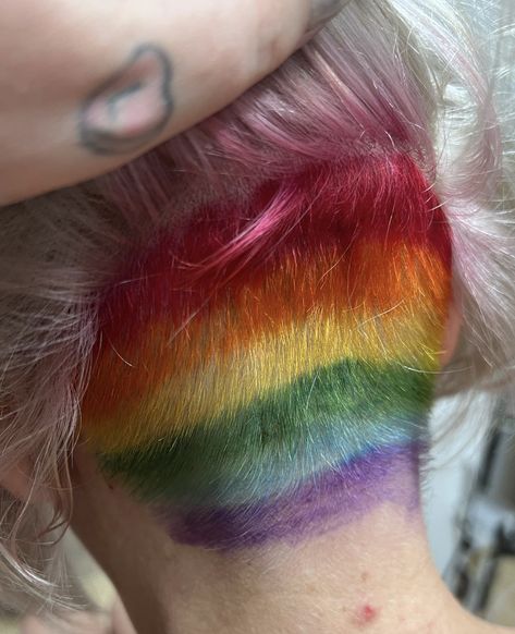 Undercut with hand painted LGBT pride flag Hair For Pride, Pride Hairstyles For Short Hair, Pride Hair Color, Lesbian Pride Hair, Rainbow Undercut, Dyed Undercut, Lgbtq Pride Hair Styling Accessories, Cool Toned Rainbow Hair, Queer Hair