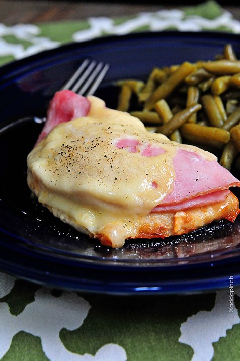 Made this with thighs.   Fried for 5-7 minutes until both sides are brown, then bake at 400 for 10-15 minutes.   Made a 70/30 mayonnaise /dijon mustard sauce. Pommes Dauphinoise, Swiss Recipes, Ham And Swiss, Chicken Ham, Bon Appetite, Best Food Ever, Poultry Recipes, Meat Dishes, Turkey Recipes