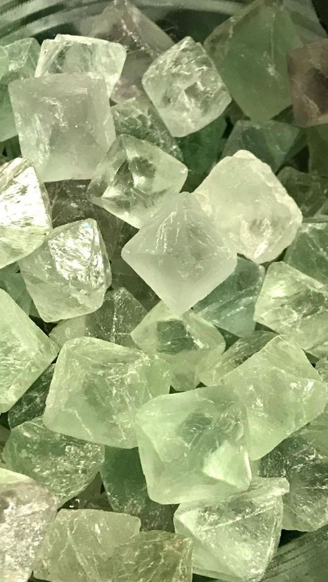 Green Crystals Aesthetic, Light Green Aesthetic, Green Aesthetic Tumblr, Sage Aesthetic, Green Widget, Green Vibe, Mint Aesthetic, Sage Green Aesthetic, Green Core