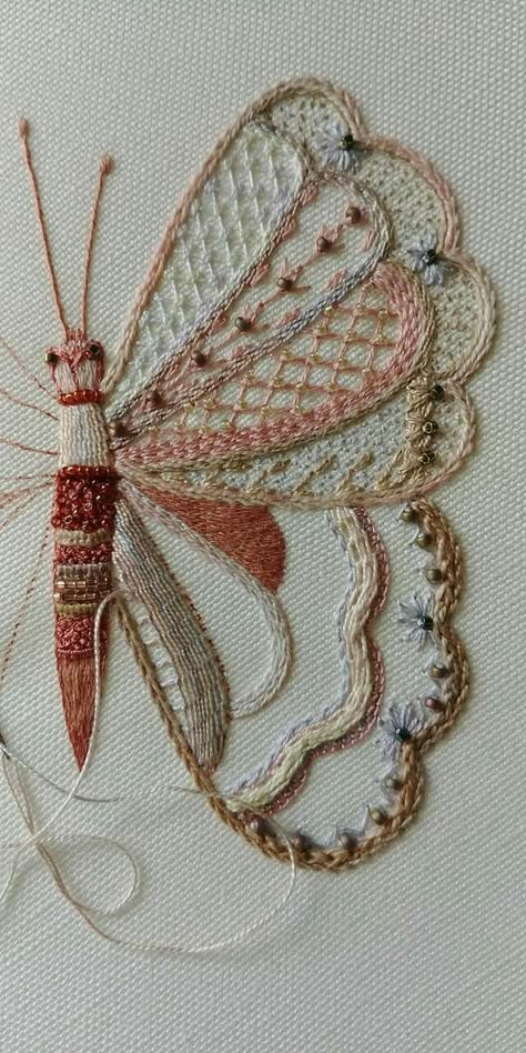 Bordado Jacobean, Bordados Tambour, Jacobean Embroidery, Crewel Embroidery Patterns, Hand Embroidery Tutorial, Pola Sulam, Embroidery Stitches Tutorial, Felt Embroidery, Hand Embroidery Flowers