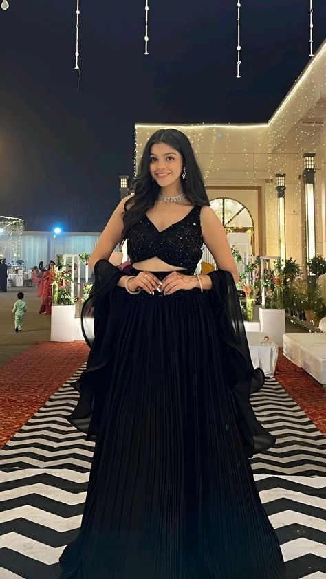 #AgelessFashion #TimelessStyle #FashionMistakes #ChicAtAnyAge #StyleOver60 #ClassyNotTrashy #FashionFauxPas #ElegantAging #AgeWithStyle #MatureFashion Black Lehnga Dress, Lehnga Photoshoot, Indian Bridesmaid Dresses, Function Dresses, Simple Lehenga, Trendy Outfits Indian, Black Lehenga, Lace Saree, Lehenga Designs Simple