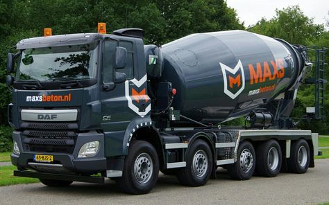 Building Construction Materials, Daf Truck, Concrete Truck, Types Of Concrete, Heavy Construction Equipment, Scania V8, Show Trucks, Mixer Truck, Heavy Duty Trucks