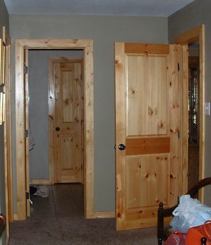 Pine Trim Interior, Rustic Door Trim, Door Trim Diy, Knotty Pine Trim, Trim And Doors, Log Home Interior, Pine Interior Doors, Pine Trim, Pine Doors