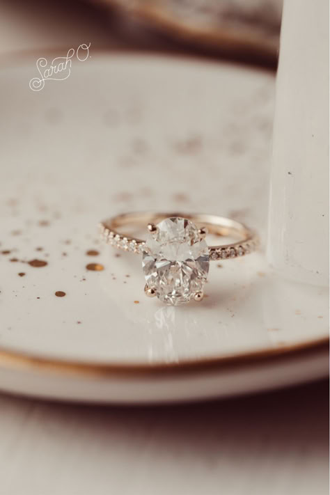 Customize your engagement ring and create a look unique to you ✨ Handcrafted jewelry that will last for a lifetime or more. Stunning Rings, Round Solitaire Rings, Pave Diamond Band, Future Engagement Rings, Ring Inspo, Types Of Diamonds, Oval Engagement, Dream Engagement Rings, Oval Rings