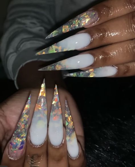 Encapsulated Stiletto Nails, Xl Stilleto Acrylic Nails, Blinged Out Stiletto Nails, Super Long Acrylic Nails Sharp, Xxxl Stiletto Nails, Really Long Nails, Lily Nails, Gucci Nails, Stilleto Nails Designs