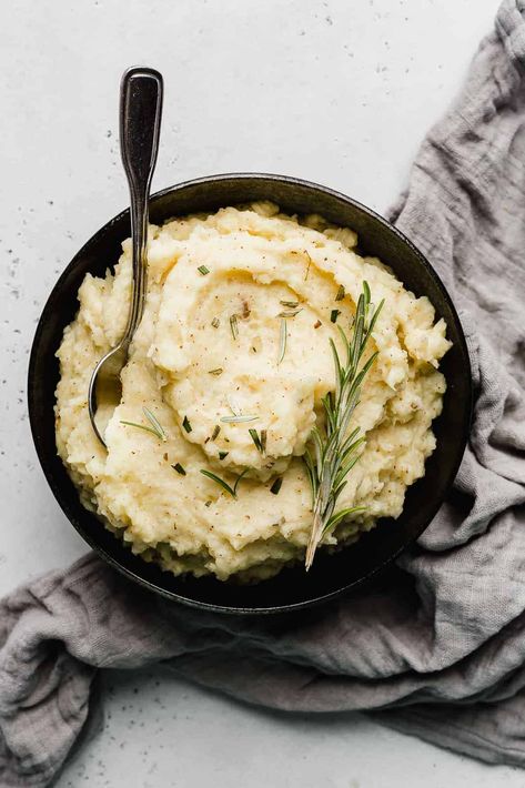 Rosemary Dishes, Rosemary Mashed Potatoes, Garlic Mashed Cauliflower, Butter Mashed Potatoes, Classic Mashed Potatoes, Vegan Thanksgiving Recipes, Easy Holiday Recipes, Browned Butter, Mashed Potato Recipes