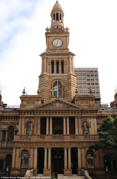 Town Building Ideas, Town Hall Exterior, Old Town Buildings, Town Hall Aesthetic, Th 6 Base Town Hall, Leeds Town Hall, Town Building, Neoclassical Architecture, Sydney Australia