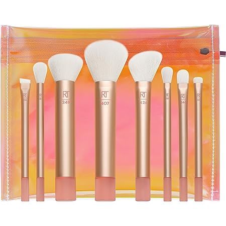 Real Techniques Setting Brush, Real Techniques Brushes, Travel Makeup Brushes, How To Apply Concealer, Makeup Brush Kit, The Wanderer, Face Makeup Brush, Blush Contour, Real Techniques