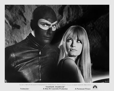 John Phillip Law, Marisa Mell - Danger Diabolik (1968) Diabolik, Action Film, B Movie, Movie Memorabilia, Pulp Fiction, Blu Ray, Actors & Actresses, Movie Tv, Mario