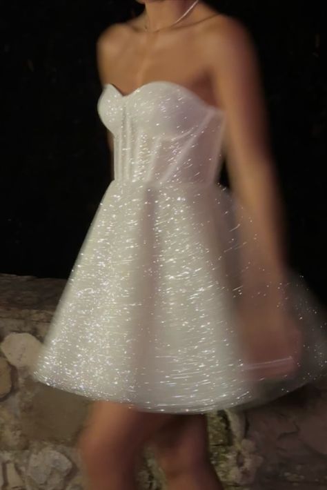 Wedding Dress Dinner Party, Glitter Wedding Reception Dress, Wedding Dress Evening Change, Wedding Dress Party Receptions, After Wedding Dress For Bride, Wedding Dress For After Party, Wedding Dresses Reception After Party, Wedding After Party Dress For Bride Short, White After Party Wedding Dress