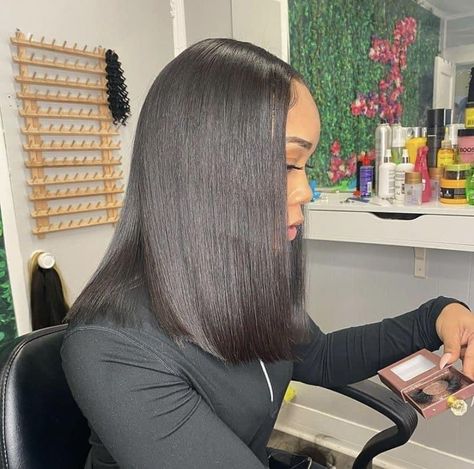 Black Dress And Jewelry, Shoulder Length Hair Bob, Leave Out Bob, Middle Part Silk Press Natural Hair, Long Bob Black Women, Sew In Bob, Straight Natural Hair, Short Quick Weave, Natural Hair Bob