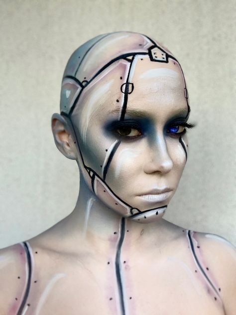 Robot makeup face paint Robot Costume Makeup, Robotic Makeup, Robot Makeup Look, Midnight Makeup, Robot Makeup, Robot Unicorn, Robot Alien, Cute Pumpkin Carving, Prosthetic Makeup