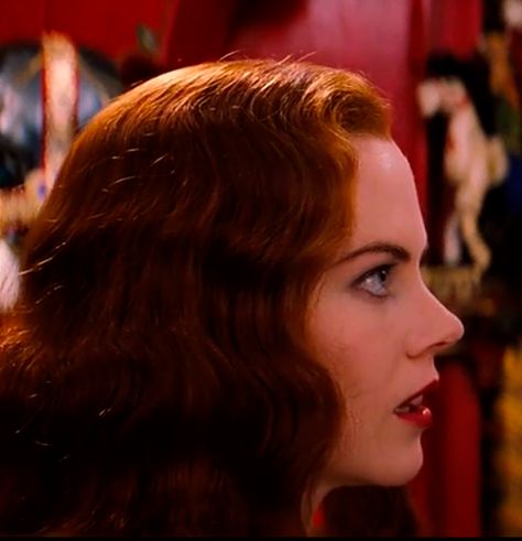 Moulin Rouge Hair, Moulin Rouge Nicole Kidman, Nicole Kidman Moulin Rouge, Satine Moulin Rouge, Nicole Kidman Movies, Rouge Hair, Moulin Rouge Movie, French Girl Chic, Most Beautiful People