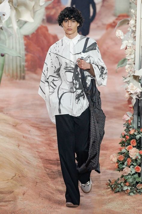 Dior Summer, George Condo, Grandpa Style, Dior Men, Kim Jones, Phoenix Rising, Dior Logo, Men Spring, Production Design