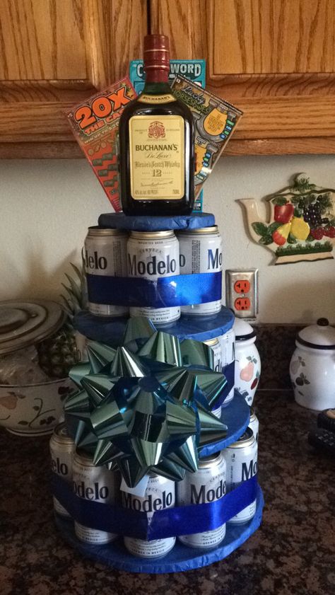 DIY beer cake tower. Beer Cake Gift, Craft Beer Gift Basket, Diy Beer Cake, Beer Cake Tower, Beer Can Cakes, Beer Gifts Basket, Birthday Beer Cake, Guys 21st Birthday, Alcohol Cake