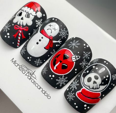 Krumpas Christmas Nails, Holiday Horror Nails, Christmas Skull Nails, Skull Christmas Nails, Black Candy Cane Nails, Christmas Gothic Nails, Goth Christmas Nails Designs, Goth Christmas Nails Short, Spooky Winter Nails